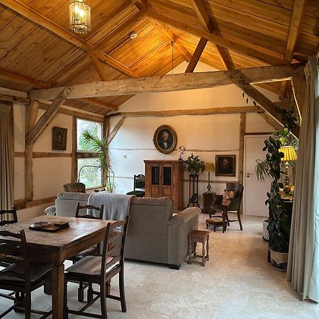 Villa The Barn Romsey Esterno foto
